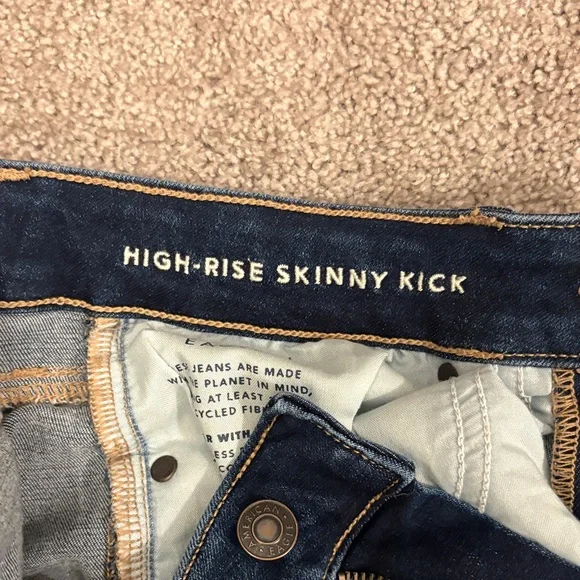 American Eagle Outfitters Dark Indigo High Rise Skinny Kick. Size 4. - Picture 3 of 6